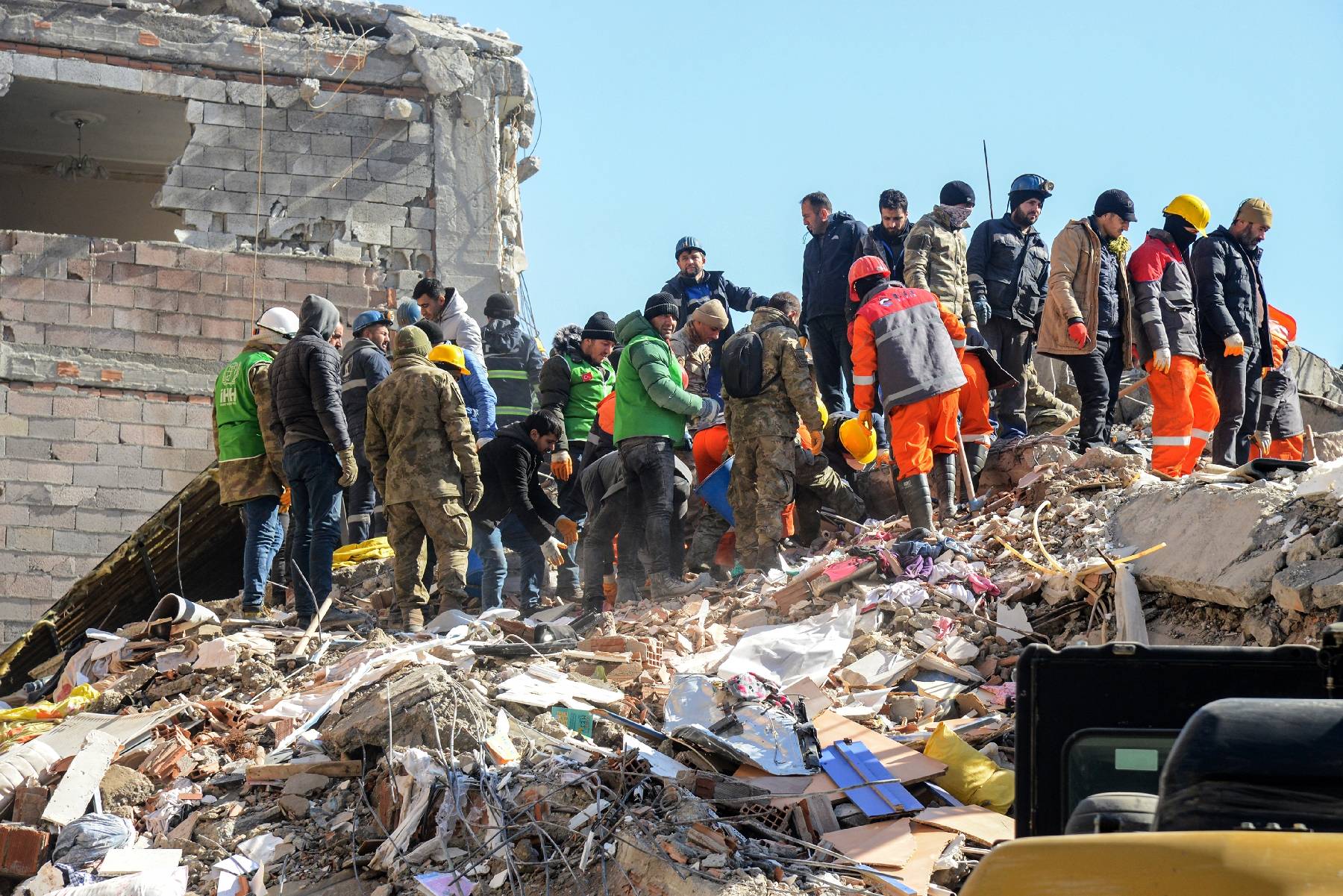 Plus de 21.000 morts dans le séisme en Turquie et Syrie, l'espoir s'amenuise