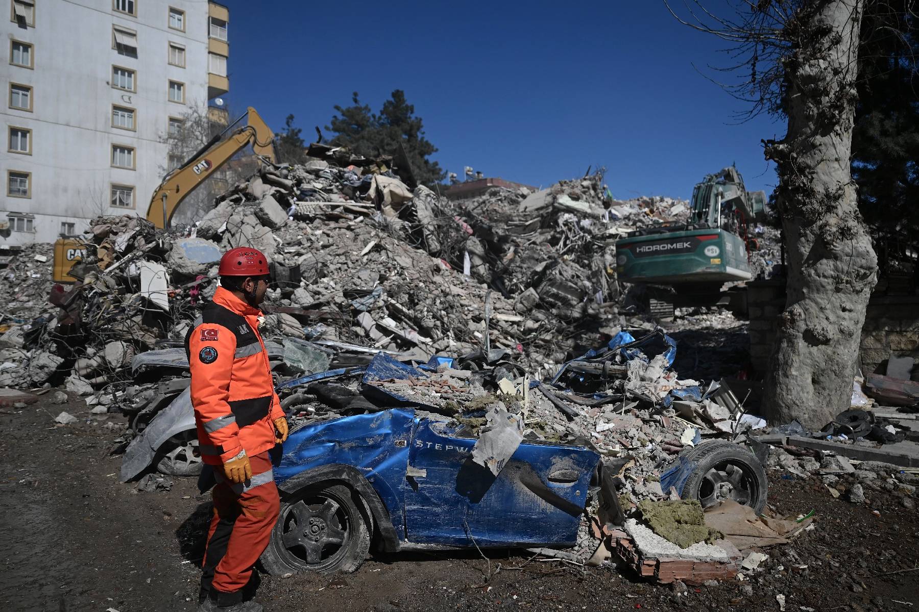 Turquie: une adolescente sauvée onze jours après le séisme