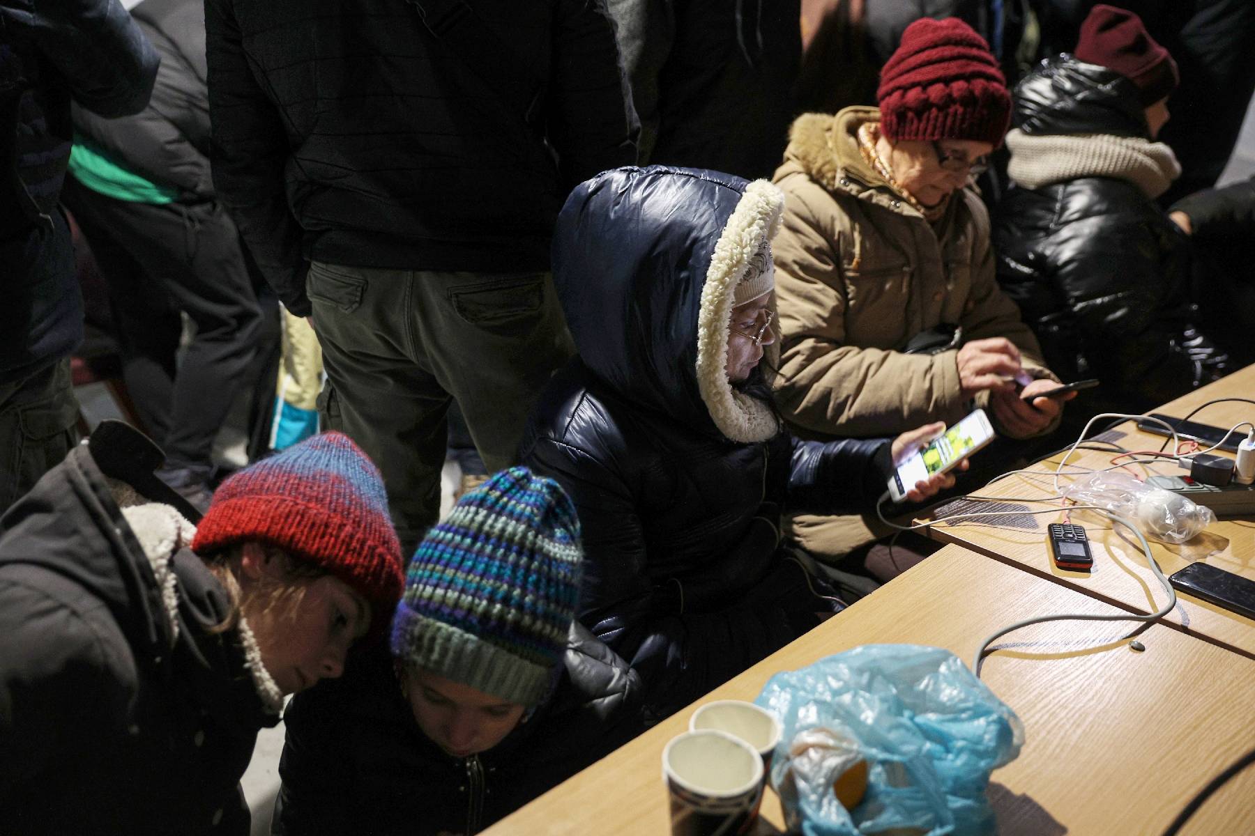 L'Ukraine transie de froid répare ses installations énergétiques après une attaque russe