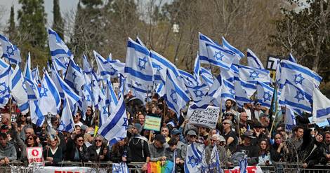 A Jérusalem, la réforme de la justice conspuée devant le Parlement israélien