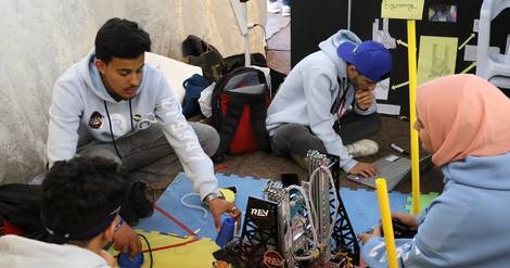 En Libye, des jeunes fans de high-tech veulent changer les mentalités