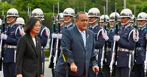 En visite sur l'île, le président du Guatemala s'engage à soutenir Taïwan