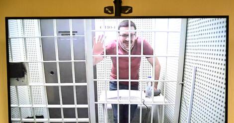 L'opposant russe Iachine condamné à huit ans et demi de prison en appel