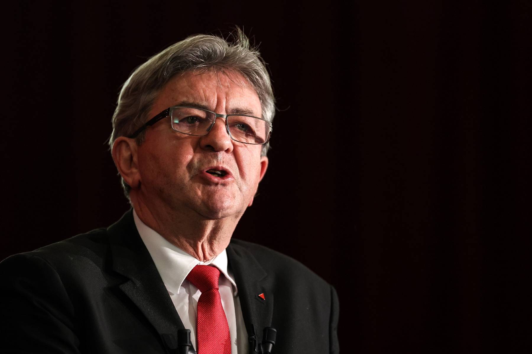 Présidentielle 2027: Mélenchon lance l'idée d'une candidature de François Ruffin