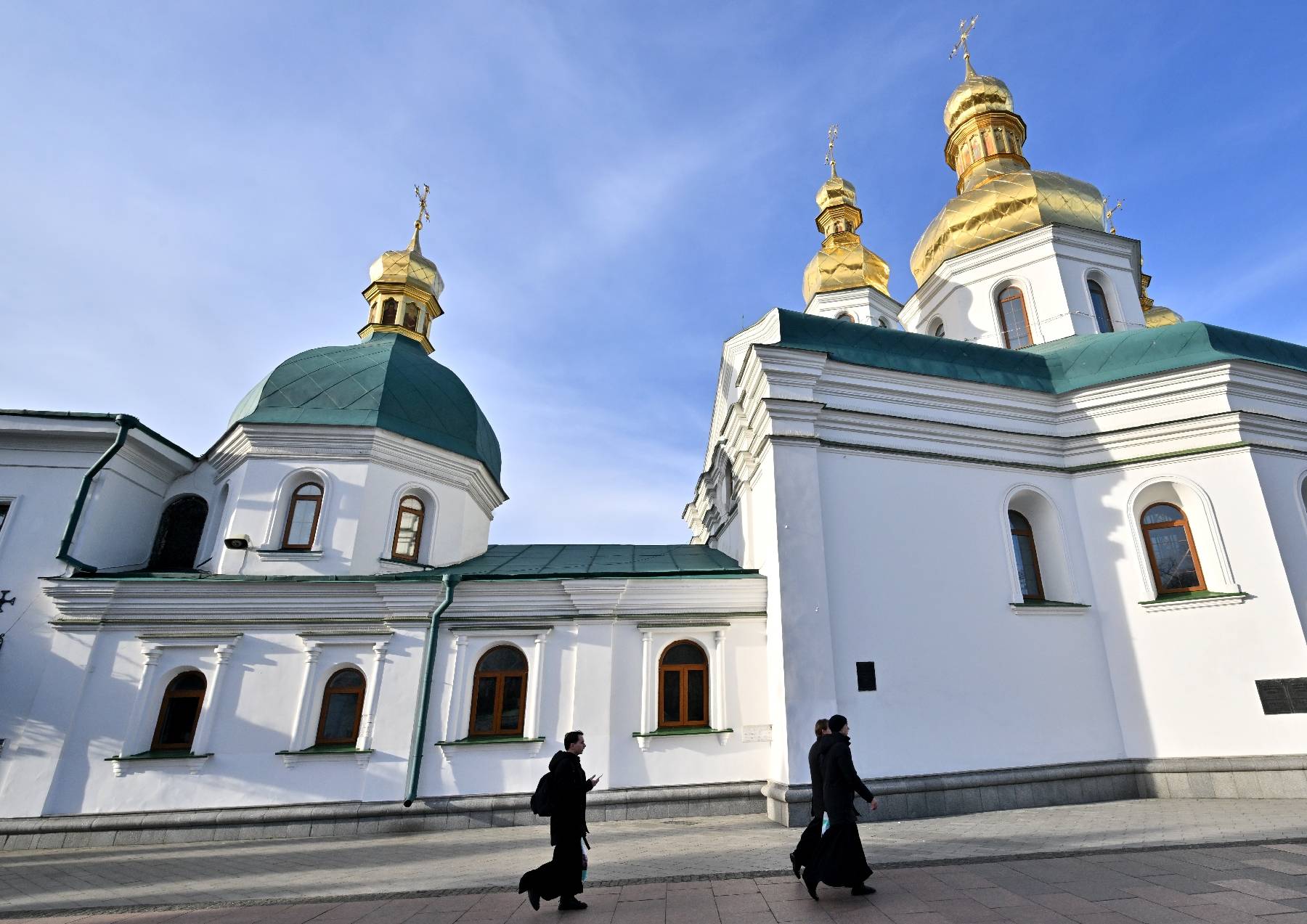 Expulsion à Kiev: les moines décidés à rester, des fidèles dénoncent une injustice