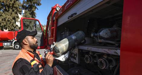 A Gaza, un incendie meurtrier révèle les faibles moyens des pompiers