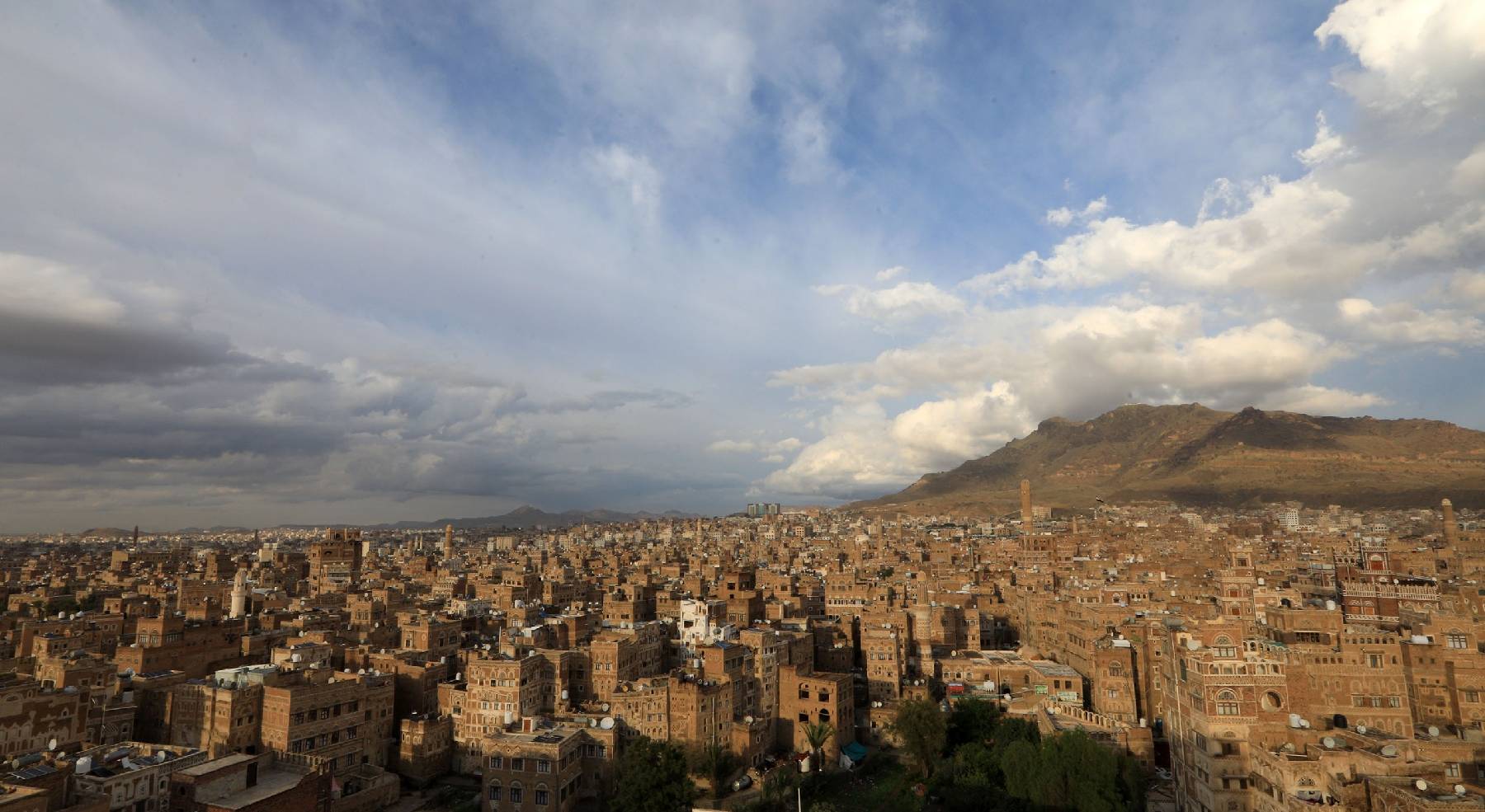 Yémen: 85 morts et des centaines de blessés dans une bousculade à Sanaa