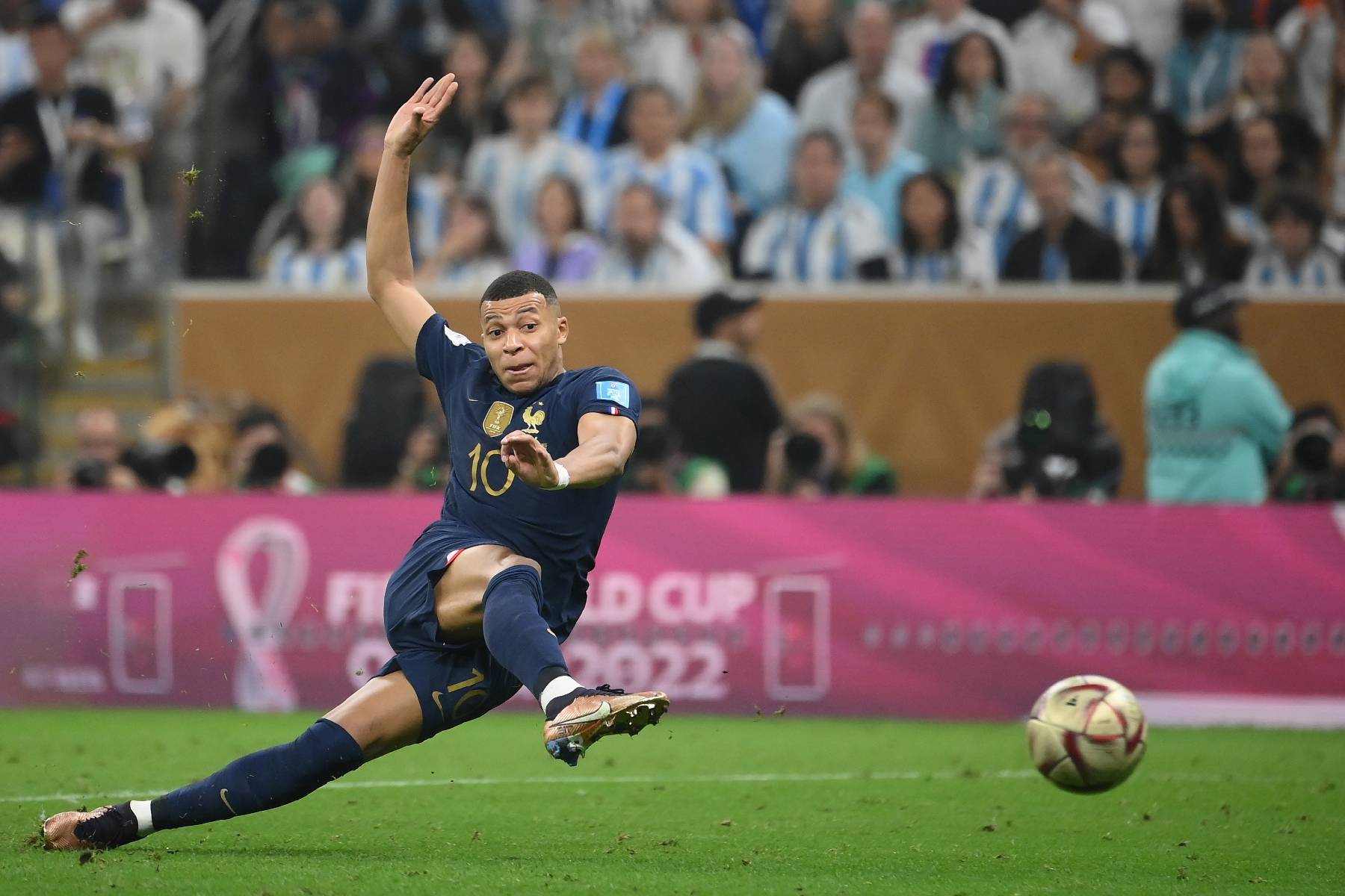 L1: Kylian Mbappé, une saison sans repos et sans répit