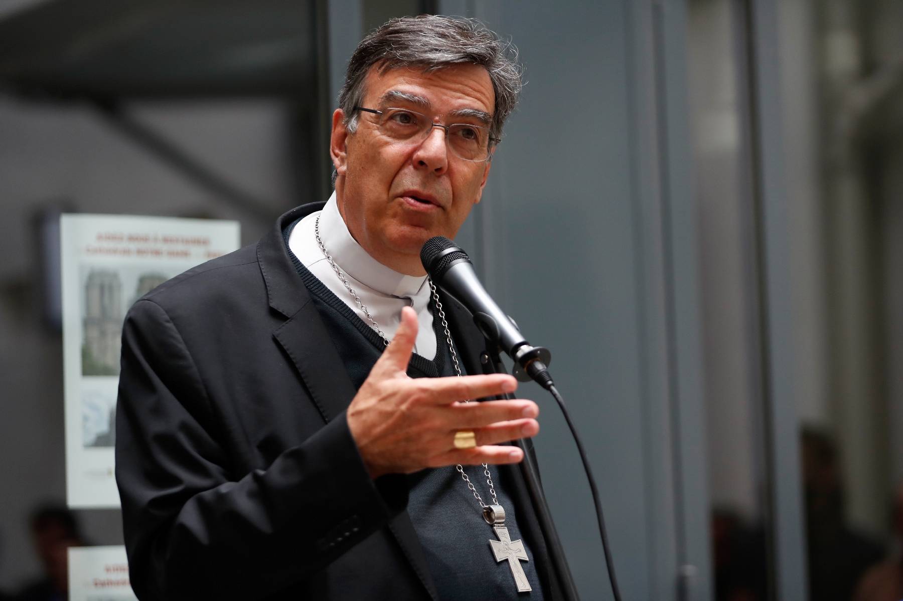 L'ex-archevêque de Paris visé par une enquête pour agression sexuelle