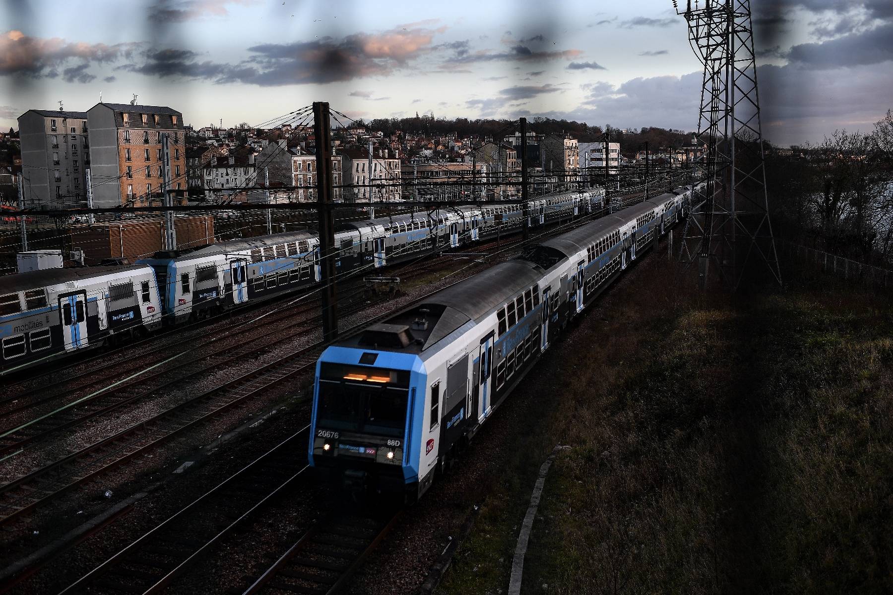 Des RER dans 12 villes, nouvelles lignes, rénovations: 100 milliards d'euros pour le ferroviaire