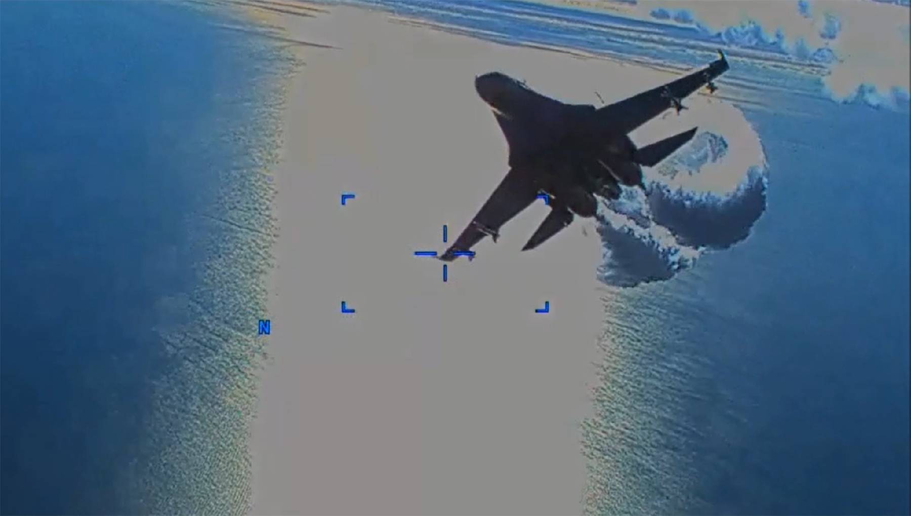 Washington publie les images de l'interception de son drone par les Russes