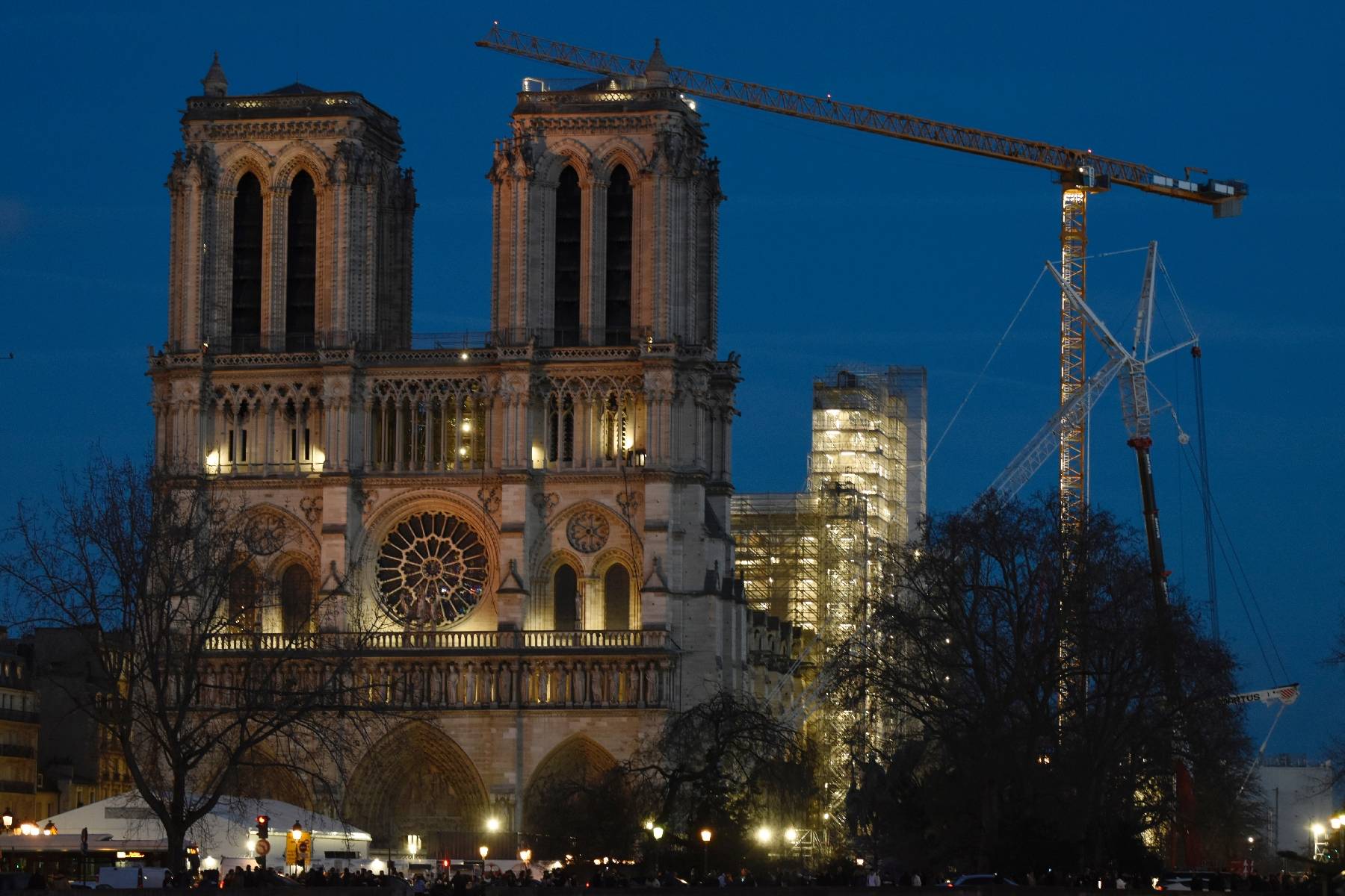 Incendie de Notre-Dame : l'Etat investit 220 millions d'euros pour les cathédrales