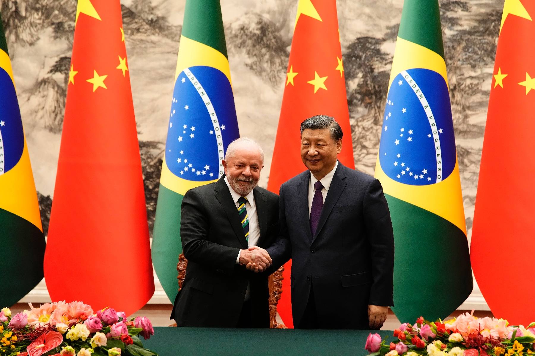 Xi et Lula exhortent les pays développés à tenir leurs promesses financières sur le climat