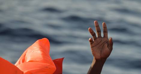 Italie: une quarantaine de migrants morts dans un naufrage près des côtes