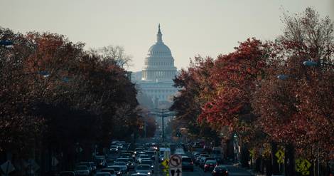 Le Congrès américain adopte une loi de finances avec 45 milliards pour l'Ukraine