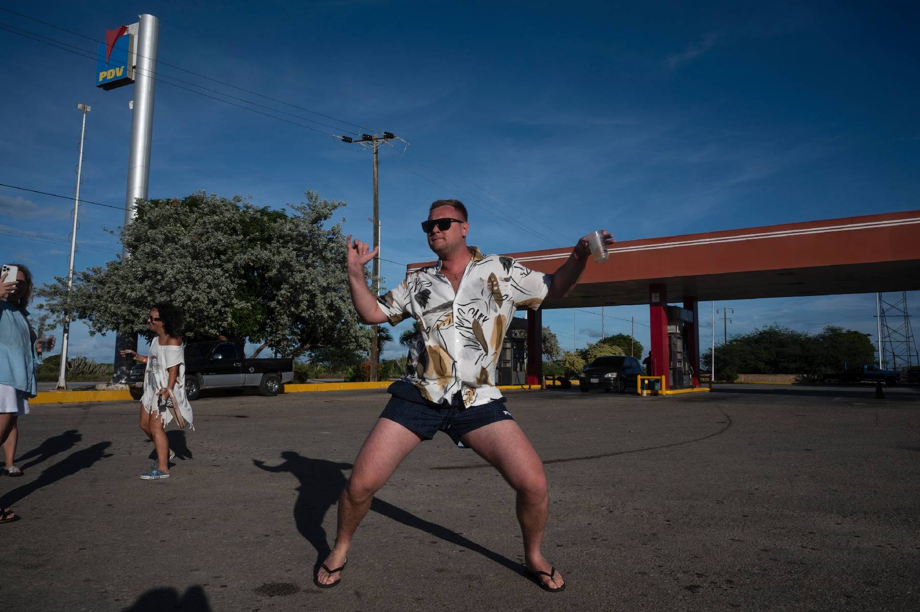 Guerre oblige, les touristes russes débarquent sur les plages paradisiaques du Venezuela