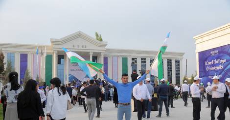En Ouzbékistan, pénible opération séduction avant un référendum constitutionnel