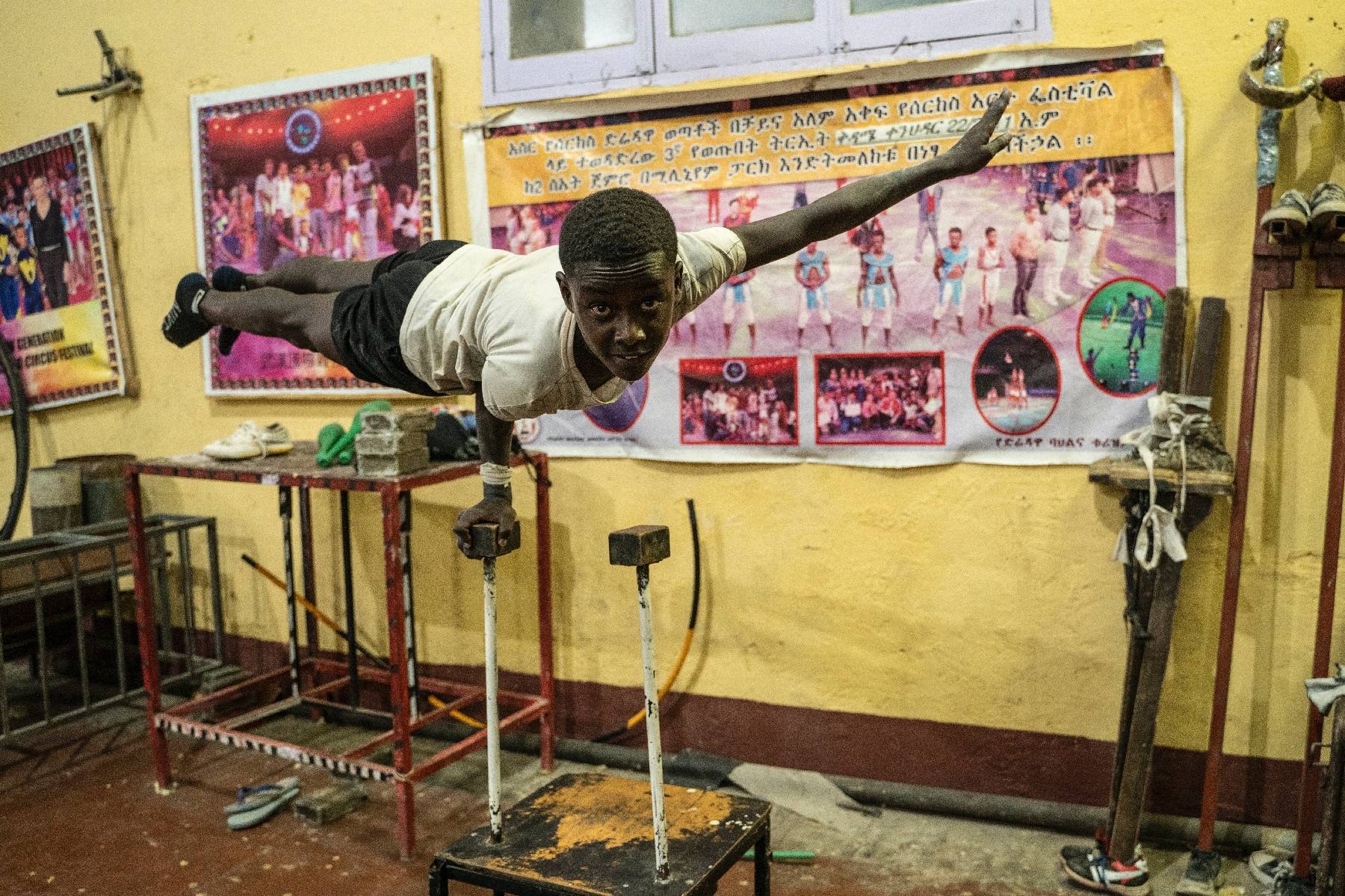 En Ethiopie, le Cirque de Dire Dawa enseigne la discipline