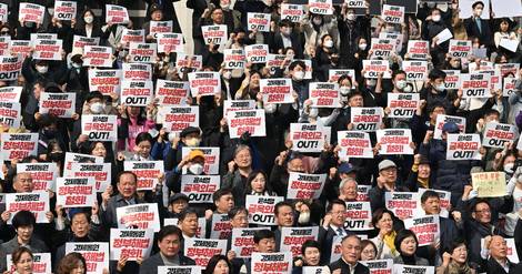 Corée du Sud: des victimes de travail forcé au Japon fustigent le plan d'indemnisation de Séoul