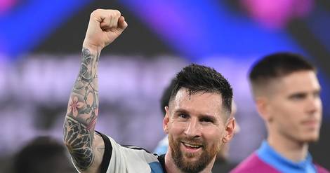 Regarder la vidéo 
    Mondial: Messi et l'Argentine en quarts, les Pays-Bas dans le viseur 
    