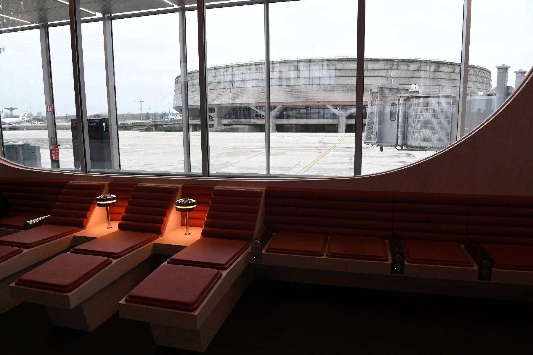 Réouverture du Terminal 1 de Roissy, rénové et agrandi