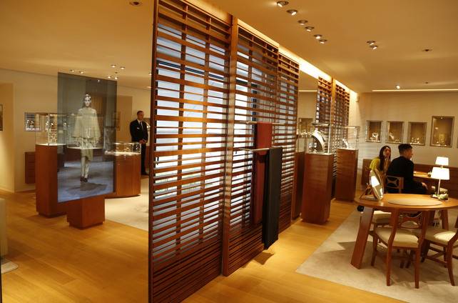 Hermès inaugure en Normandie sa 21e maroquinerie