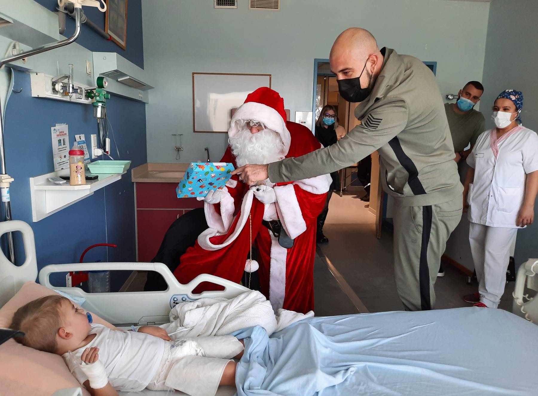 L'AS Martigues Sud mobilisée à l'hôpital pour un Noël solidaire