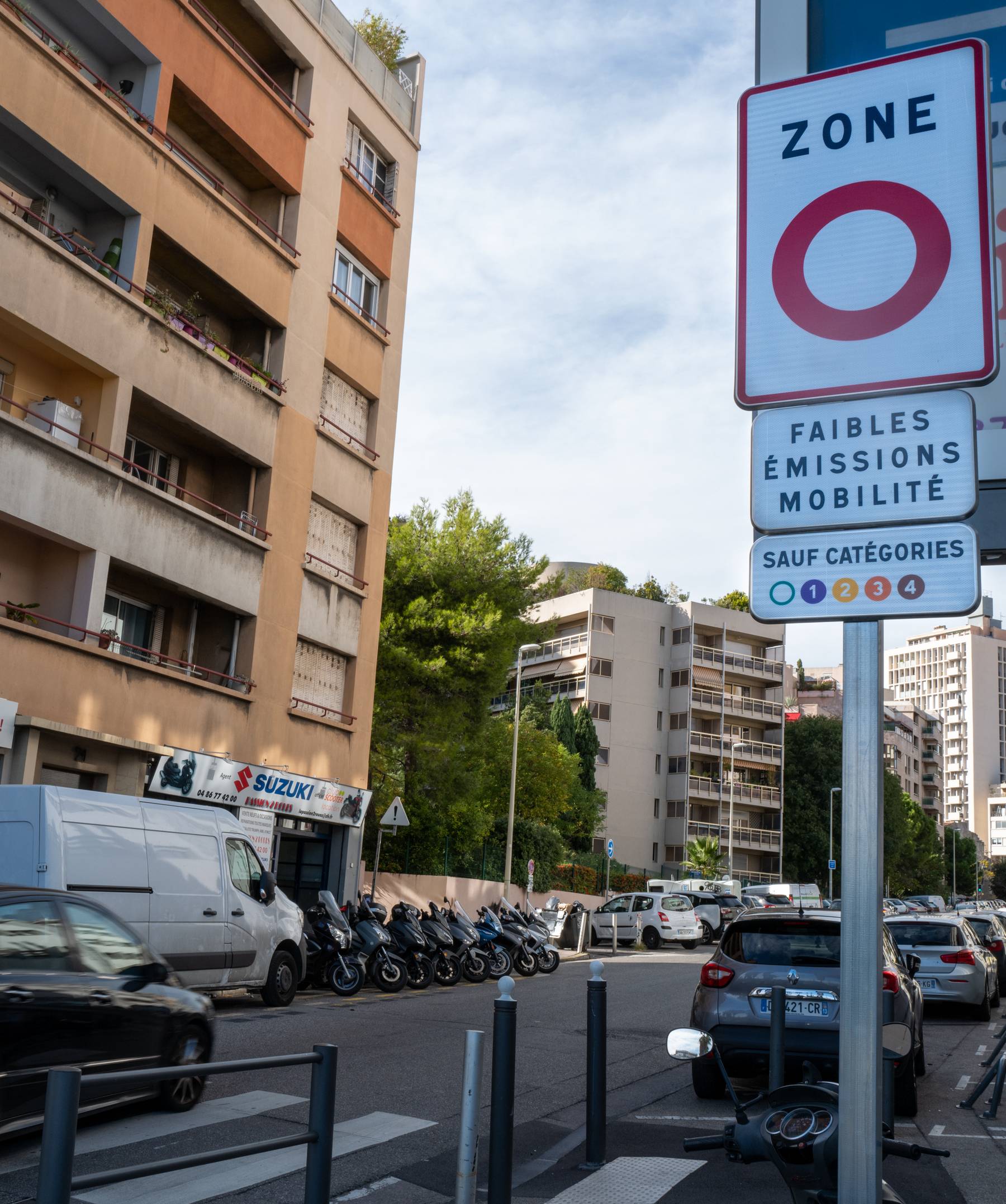 Marseille : les députés LFI veulent la suspension de la ZFE