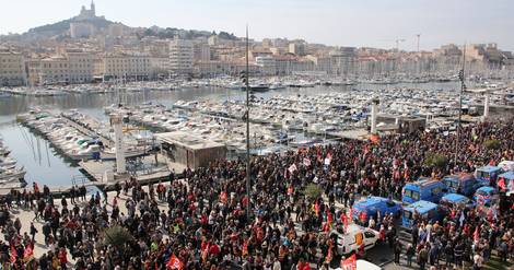 Réforme des retraites - Marseille : de nombreux jeunes ont grossi les rangs du cortège