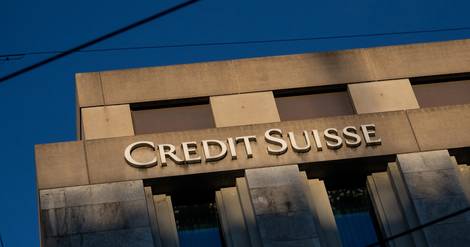 La chute de l'action Crédit Suisse s'accélère, -11% en milieu de séance