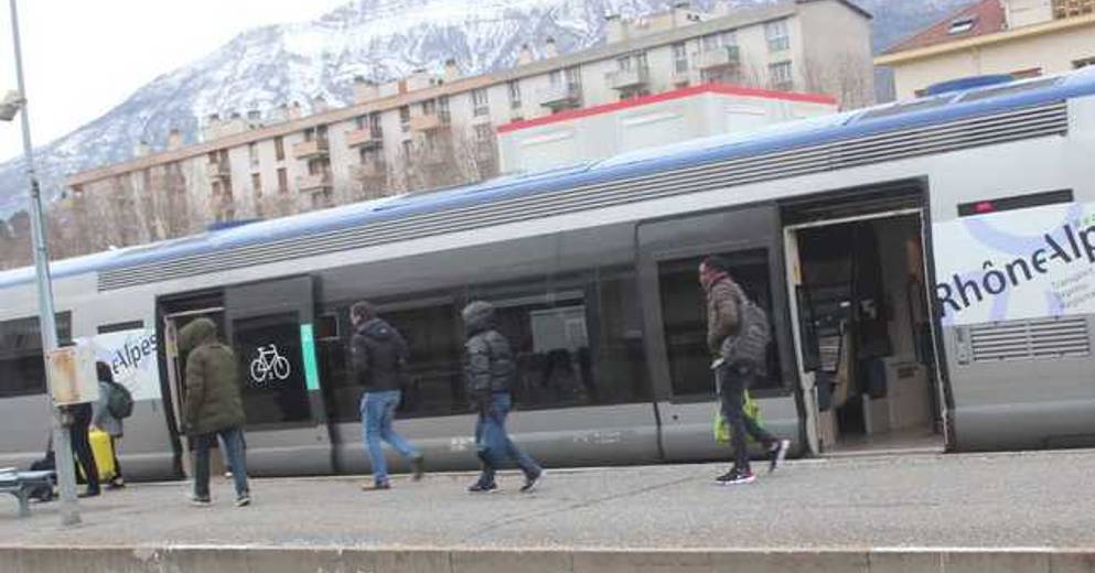 En direct La ligne TER entre Gap et Grenoble reprend du service ce